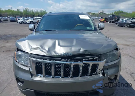 2013 Jeep Grand Cherokee Overland z USA, uszkodzony, nr VIN 1C4RJFCT5DC580606